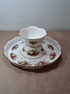 Rare Royal Albert Old Country Roses Vegetable, Appetizer, Chip And Dip Serving